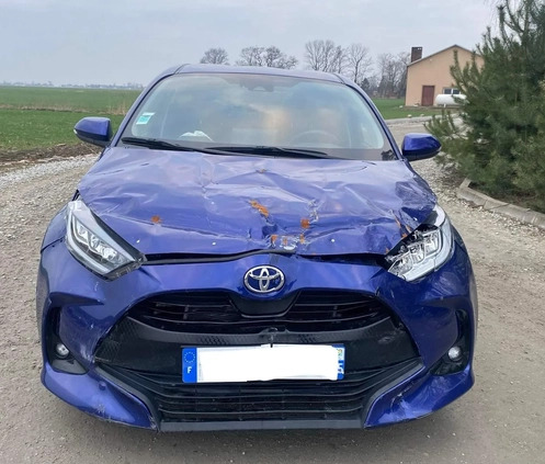 Toyota Yaris cena 25900 przebieg: 39115, rok produkcji 2021 z Łęczna małe 352